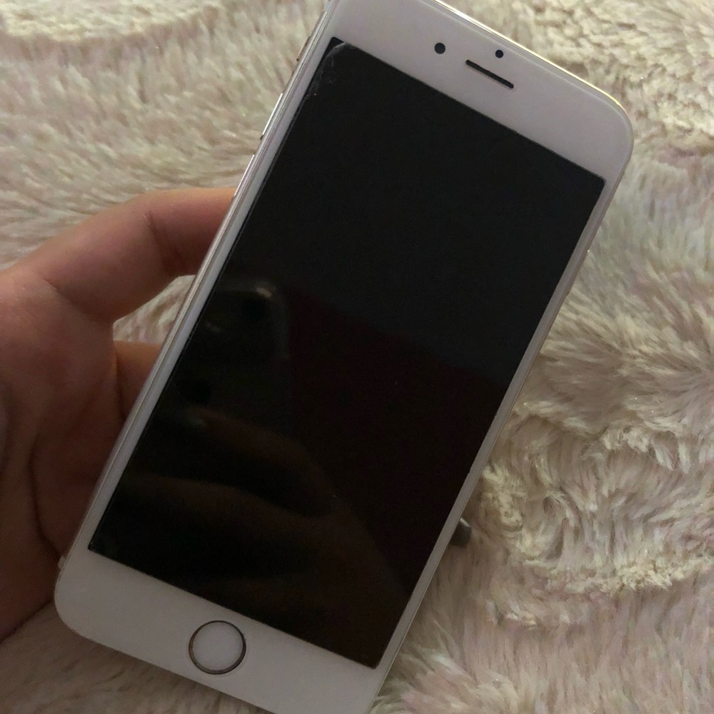 Used iPhone 6s 64GB - Gold